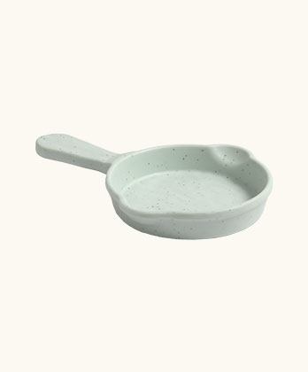 Round Handle Snack Plate